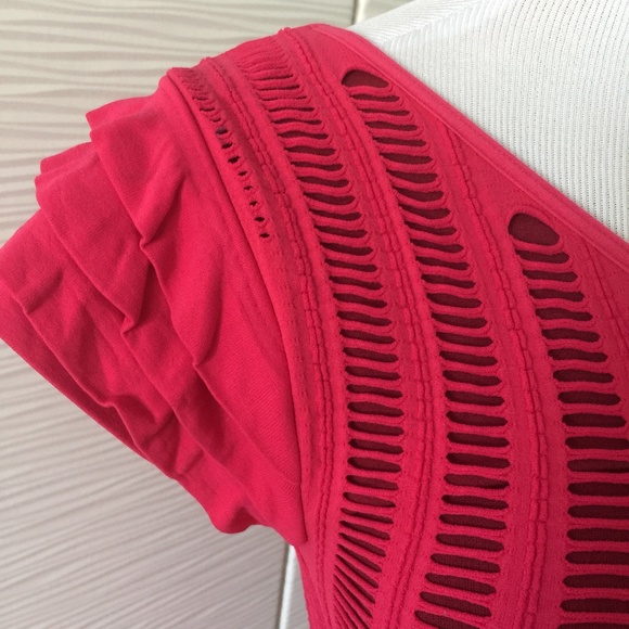 Bebe off Shoulder Cutout Bodycon Dress In Hot Pink - Picture 5 of 8